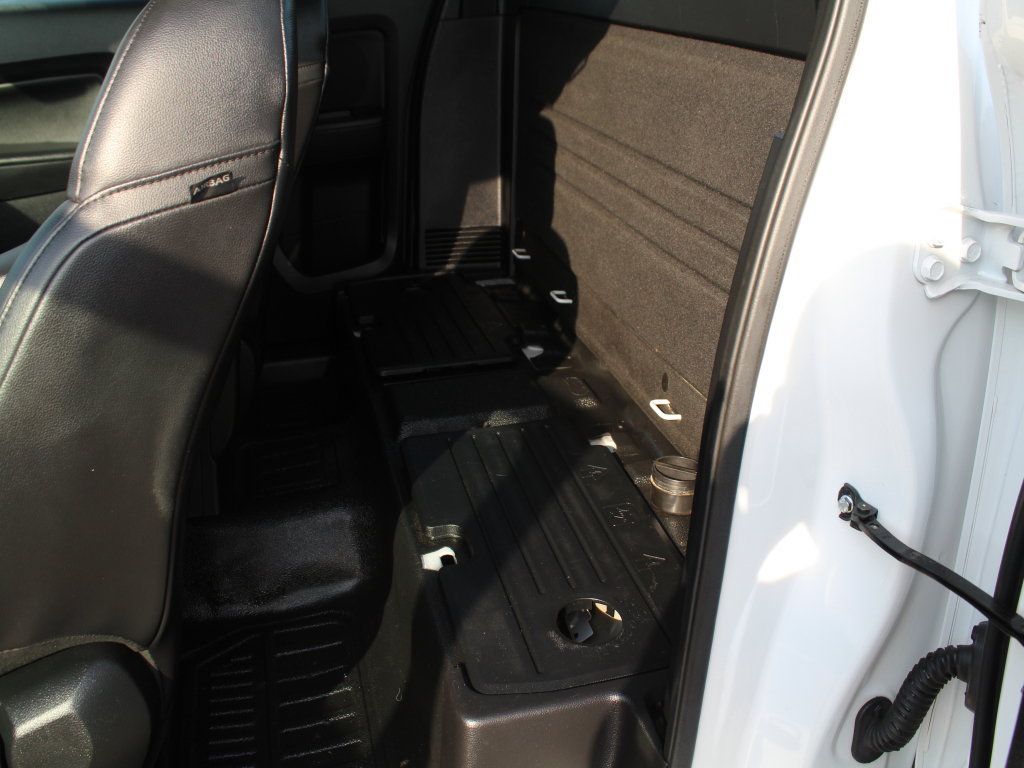 Used 2019 Ford Ranger XL w/ Equipment Group 101A Mid RWD image 13