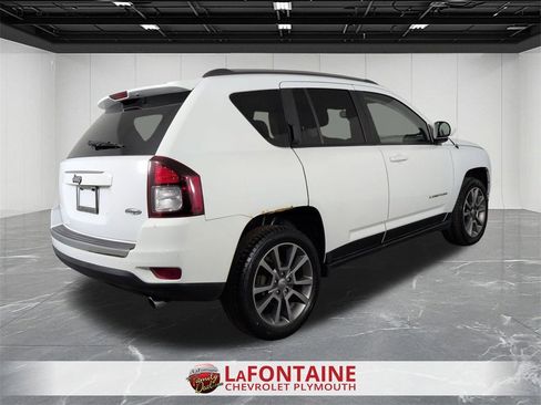 Used 2017 Jeep Compass High Altitude image 8