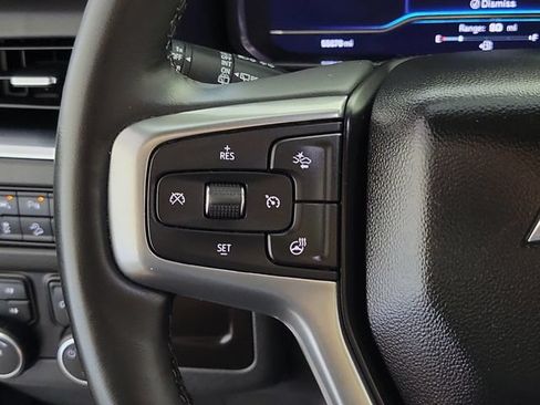 Used 2024 Chevrolet Tahoe Premier AWD/4WD image 25