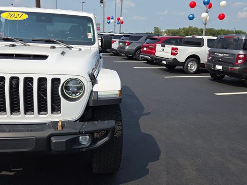 Used 2021 Jeep Wrangler Unlimited Rubicon w/ Trailer Tow Package AWD/4WD image 30
