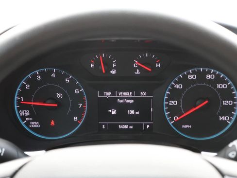 Used 2021 Chevrolet Traverse LS FWD image 19