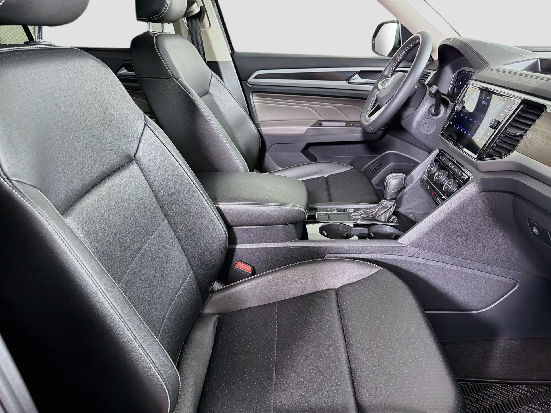 Used 2023 Volkswagen Atlas SE w/ Panoramic Sunroof Package FWD image 28