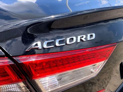 Used 2018 Honda Accord LX image 28