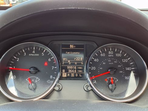 Used 2015 Nissan Rogue S w/ Convenience Package image 18