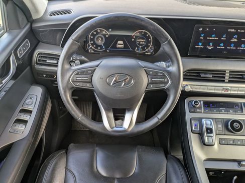 Used 2022 Hyundai Palisade Limited image 18