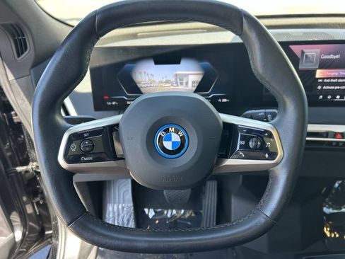 Used 2024 BMW iX xDrive50 w/ Sport Package AWD/4WD image 26