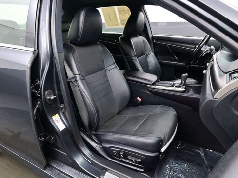 Used 2018 Lexus GS 350 AWD image 13