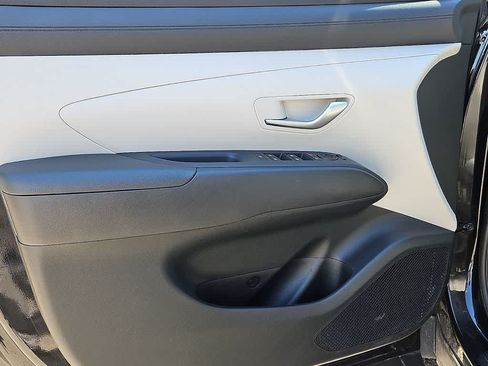 Used 2025 Hyundai Tucson SEL FWD image 11