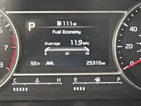 Used 2022 Kia Sorento S image 12