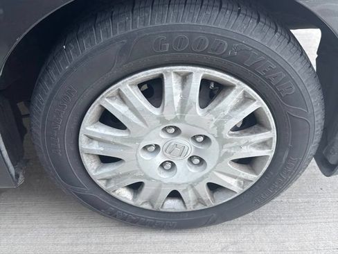 Used 2011 Honda Civic DX-VP image 5