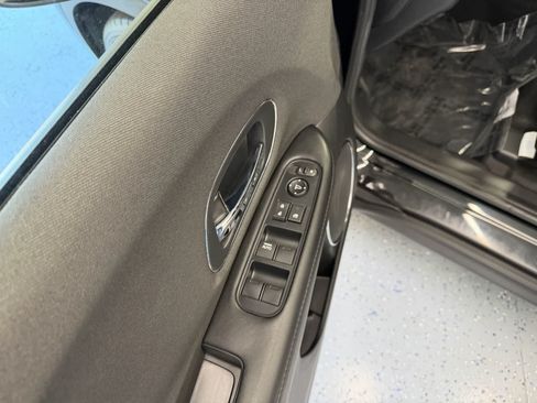 Used 2019 Honda HR-V EX image 13