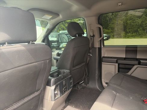Used 2020 Ford F150 XL w/ Equipment Group 101A Mid AWD/4WD image 11