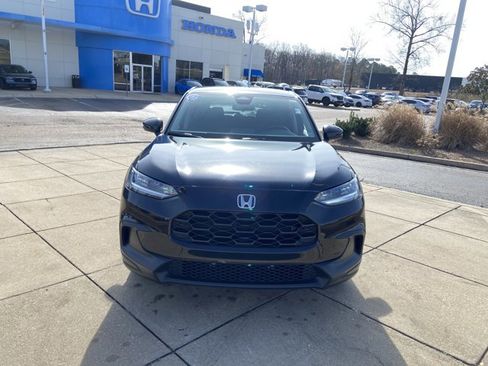 Used 2024 Honda HR-V LX image 3