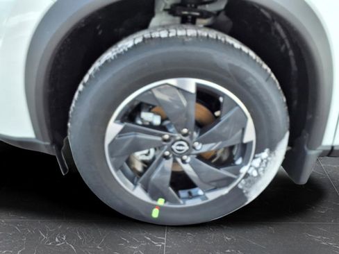 New 2026 Nissan Rogue SV w/ Cold Weather Package AWD/4WD image 9