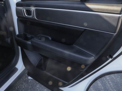 Used 2025 Hyundai Santa Fe SE image 25