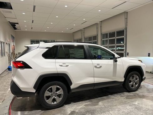 New 2025 Toyota RAV4 XLE image 8