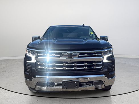 Used 2023 Chevrolet Silverado 1500 LTZ w/ LTZ Premium Texas Edition AWD/4WD image 4