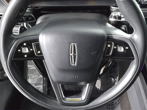 Certified 2021 Lincoln Corsair Reserve image 19