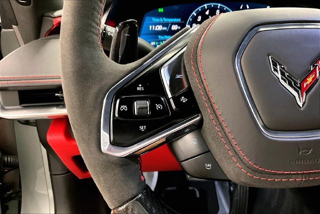 Used 2024 Chevrolet Corvette Z06 RWD image 22