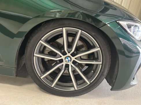 Used 2020 BMW 330i Sedan w/ Convenience Package RWD image 28