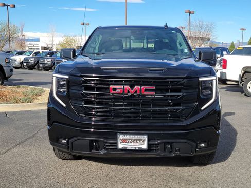 Used 2025 GMC Sierra 1500 Elevation w/ Preferred Package AWD/4WD image 5