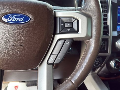 Used 2019 Ford F150 King Ranch w/ Equipment Group 601A Luxury AWD/4WD image 15