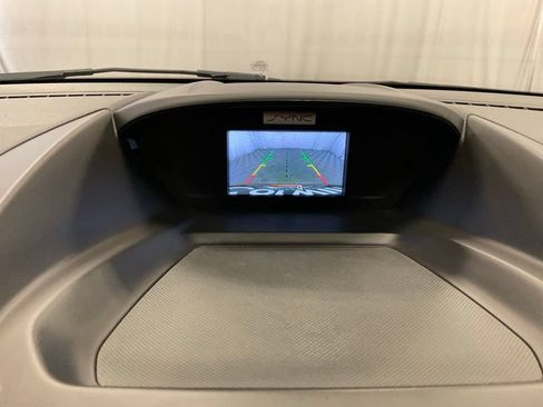 Used 2017 Ford Escape SE w/ SE Cold Weather Package AWD/4WD image 6