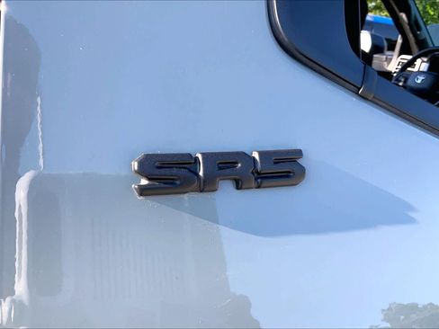 Used 2026 Toyota Tundra SR5 AWD/4WD image 10
