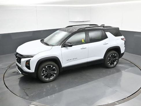 New 2026 Chevrolet Equinox RS w/ Convenience Package III image 18