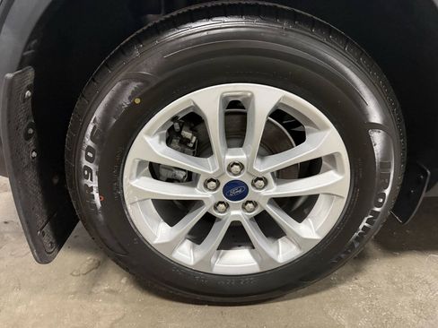 Used 2021 Ford Escape SE AWD/4WD image 7