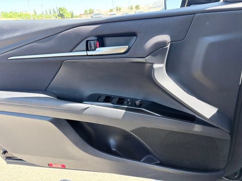 Used 2025 Toyota Camry LE FWD image 13