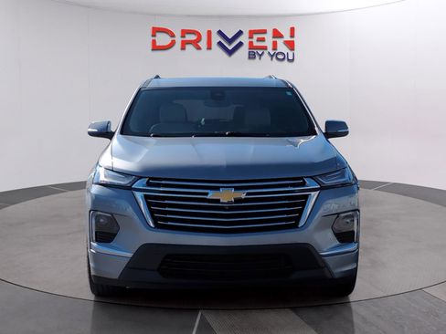 Used 2023 Chevrolet Traverse Premier image 8