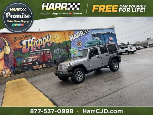 Used 2017 Jeep Wrangler Unlimited Rubicon w/ Cold Weather Group AWD/4WD image 1
