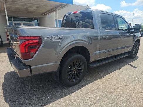 Used 2025 Ford F150 Lariat w/ Equipment Group 501A Mid AWD/4WD image 8