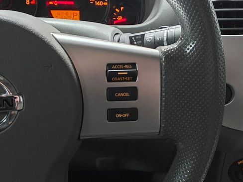 Used 2020 Nissan Frontier SV w/ SV Utility Package AWD/4WD image 17