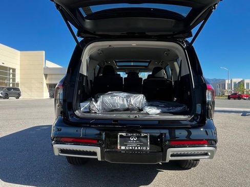 New 2026 INFINITI QX80 Pure w/ Cargo Package image 27