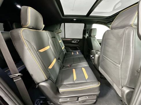 Used 2024 GMC Yukon AT4 AWD/4WD image 31