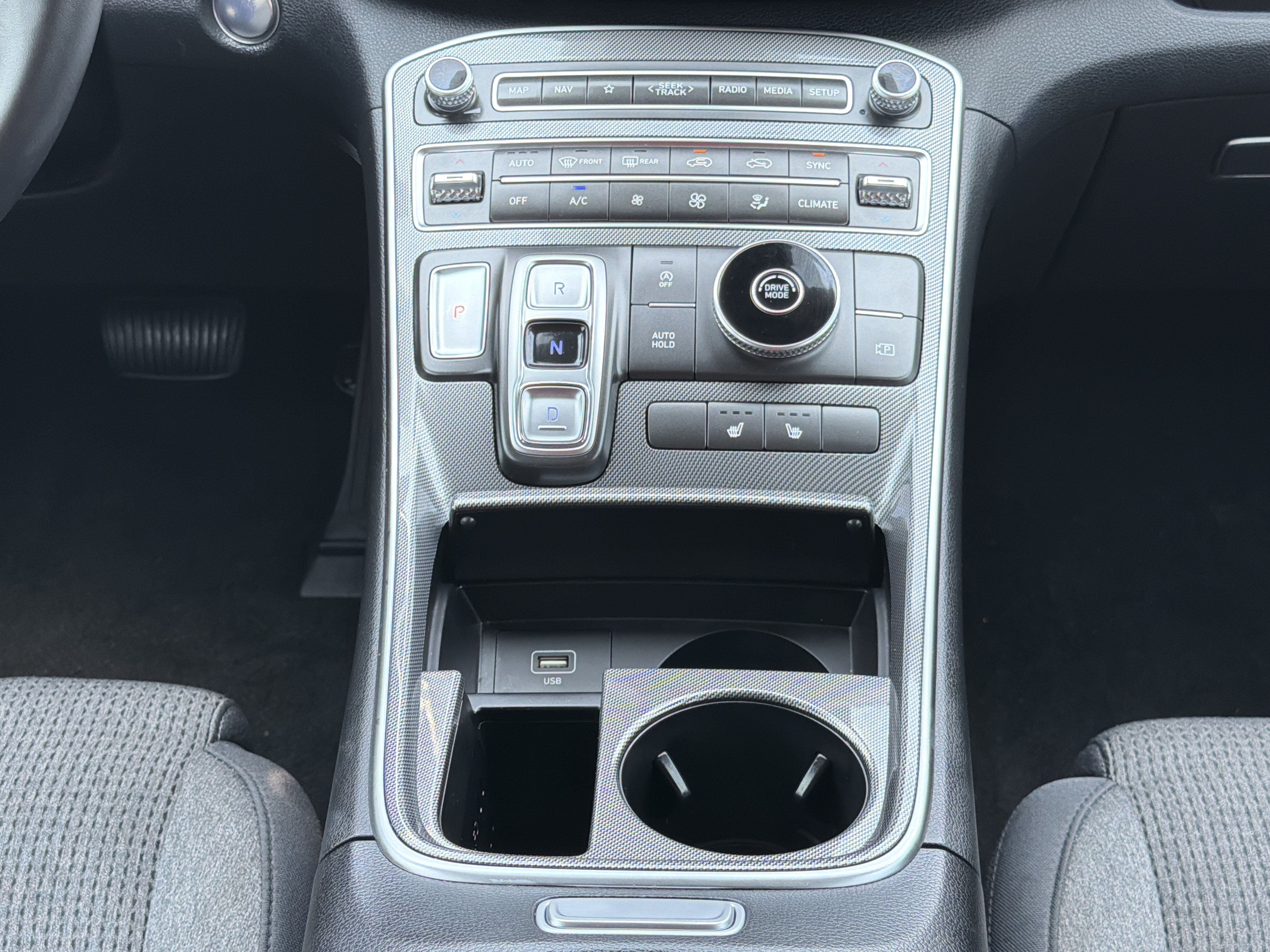Used 2023 Hyundai Santa Fe SEL w/ Cargo Package FWD image 5