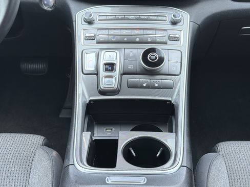 Used 2023 Hyundai Santa Fe SEL w/ Cargo Package FWD image 5