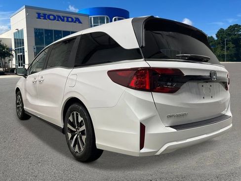 New 2026 Honda Odyssey EX-L image 3