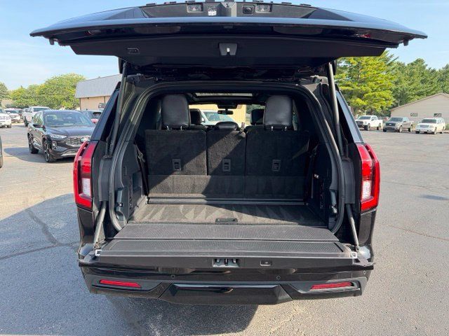 Used 2025 Ford Expedition Platinum w/ Stealth Performance Package AWD/4WD image 10
