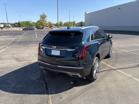 Used 2025 Cadillac XT5 Premium Luxury w/ Technology Package AWD/4WD image 6