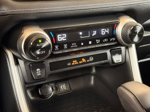 Used 2023 Toyota RAV4 XLE w/ Convenience Package image 22