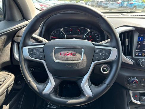Used 2024 GMC Terrain SLT AWD/4WD image 13