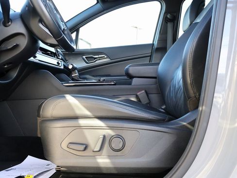 Used 2023 Kia Sportage X-Line w/ X-Line Premium Package image 33