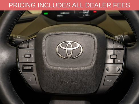 Used 2024 Toyota Prius XLE FWD image 17