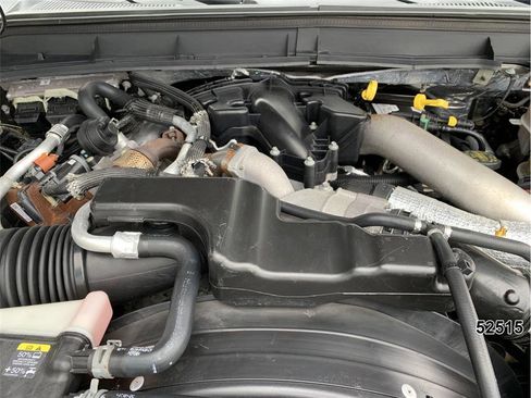 Used 2012 Ford F550 2WD Crew Cab Super Duty w/ Payload Upgrade Pkg image 14