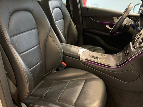 Used 2022 Mercedes-Benz GLC 300 4MATIC w/ AMG Line image 68