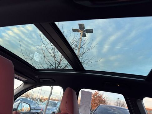 New 2026 BMW X1 xDrive28i image 8