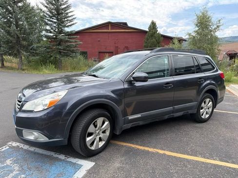 Used 2011 Subaru Outback 2.5i Limited AWD/4WD image 5